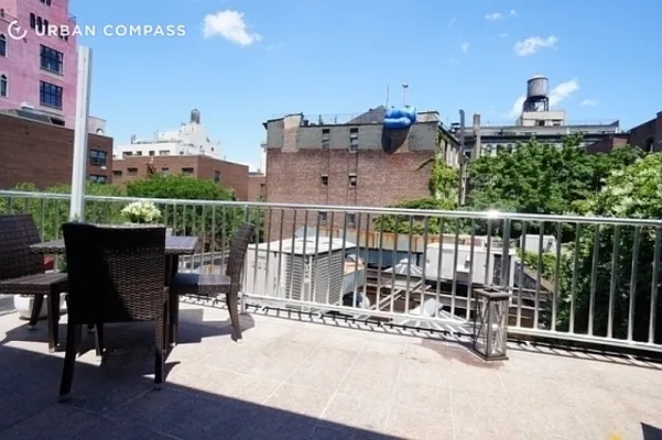 Rented by Compass | media 12