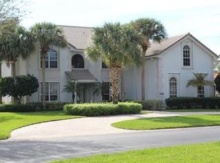 17118 Gulf Pine Cir, Wellington, FL 33414
