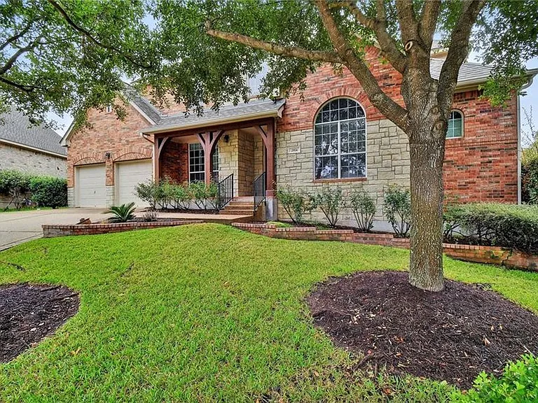 2814 Cool River Loop — Photo 1
