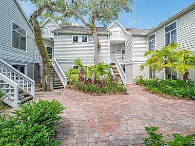 4th image of 1335 Winding Oaks Cir E APT 1001
