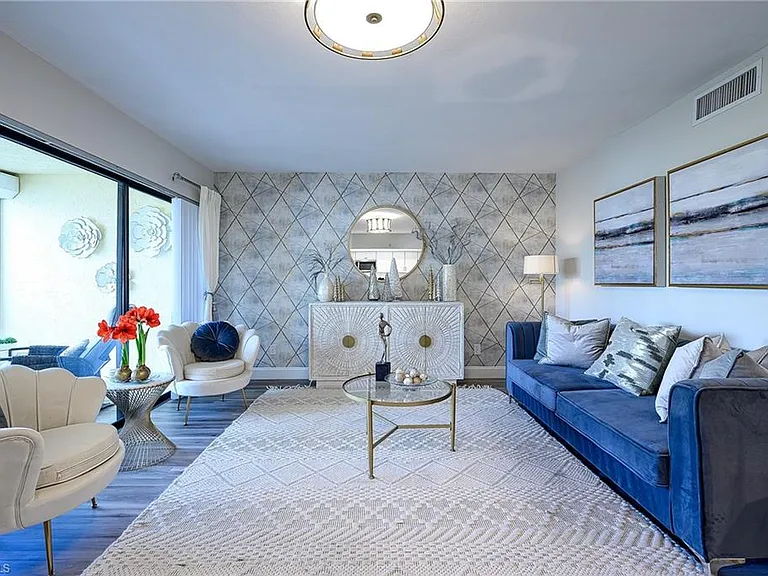 586 Beachwalk Cir #O-205 — Photo 11