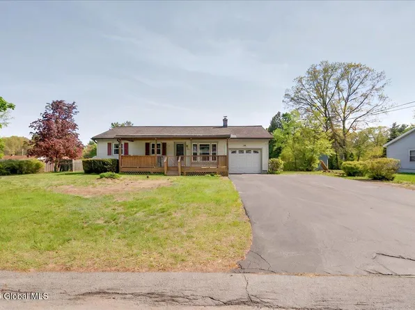 60 Edmund Drive, Ballston Spa, NY 12020