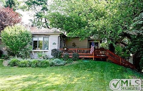 1st image of 14850 Lakeshore Dr