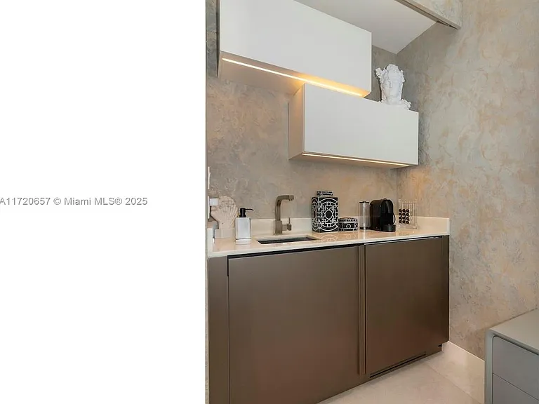 18975 Collins Ave #4102 — Photo 28