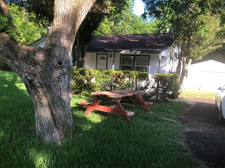 111 Wheaton St — Photo 9