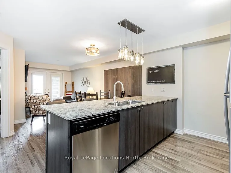 4 Cove Ct #104 — Photo 2