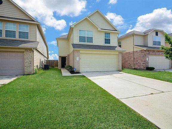 2nd image of 15446 Bammel Fields Ct