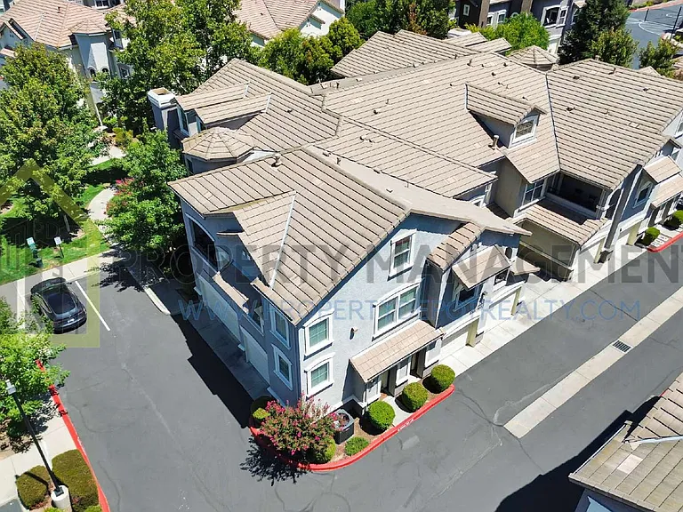 5501 Mezereon Ln — Photo 41
