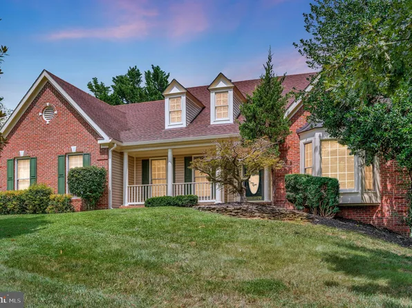 10101 Fullerton Ct, Fredericksburg, VA 22408