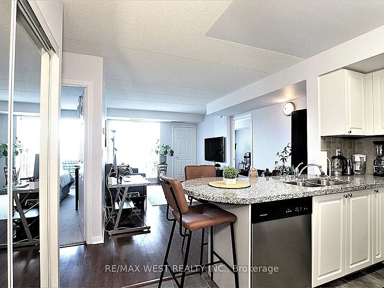 65 Via Rosedale #203 — Photo 6