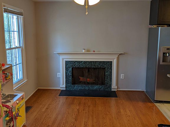 2nd image of 3152 Bayswater Ct