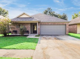 109 Country Garden Ln, Lafayette, LA 70507