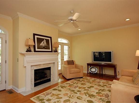 4th image of 1170 High Point Dr