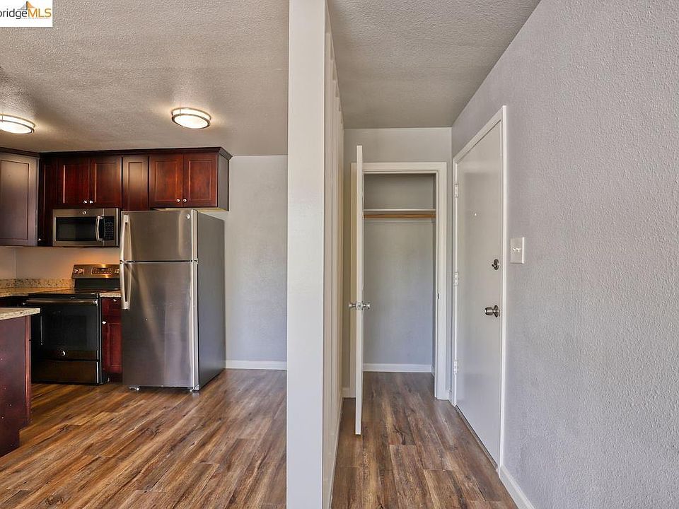 1st image of 732 E 20th St #15