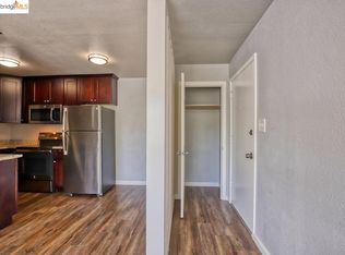 732 E 20th St #15, Oakland, CA 94606
