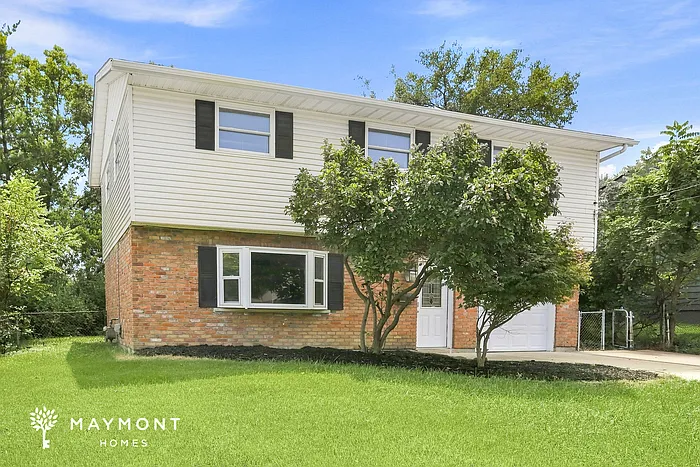 4 bed, 1.0 bath, 1549 sqft, $1,995 — Photo 4