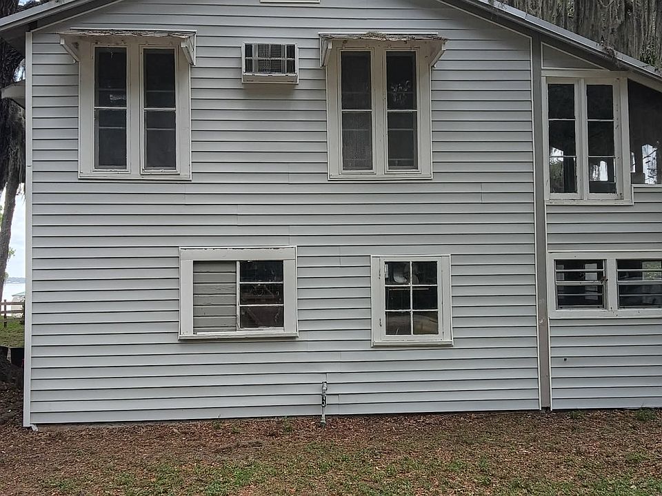 1st image of 7929 NE 221st St #2