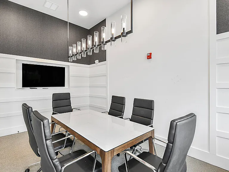 Residences at SweetBay — Photo 8