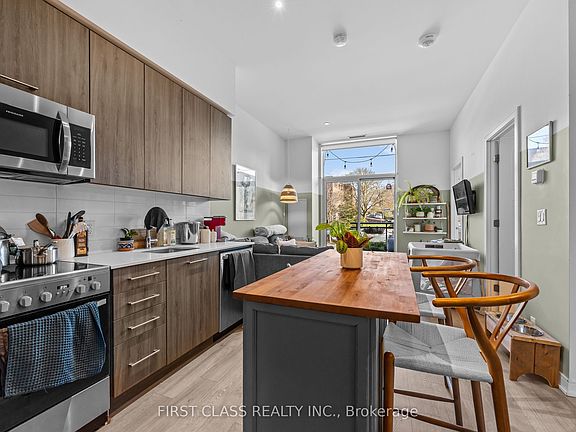 5th image of 1 Neighbourhood Ln #110