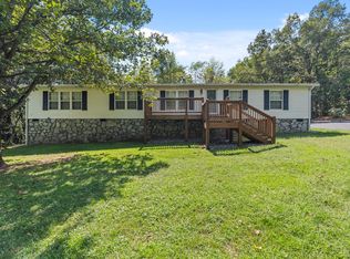 5020 Roark Mill Rd, Hurt, VA 24563