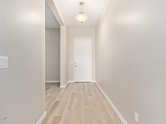 5th image of 20486 W RIDGE Road
