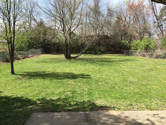 4th image of 1005 Westwinds Dr
