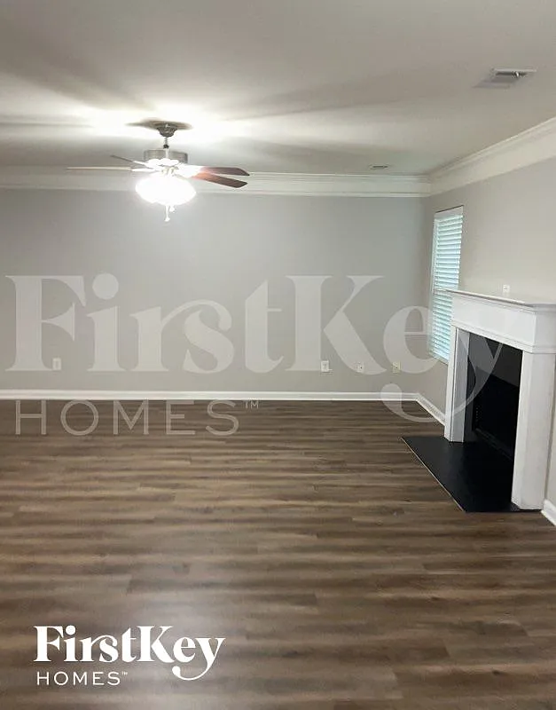 3 bed, 2.5 bath, 1806 sqft, $2,650 — Photo 3