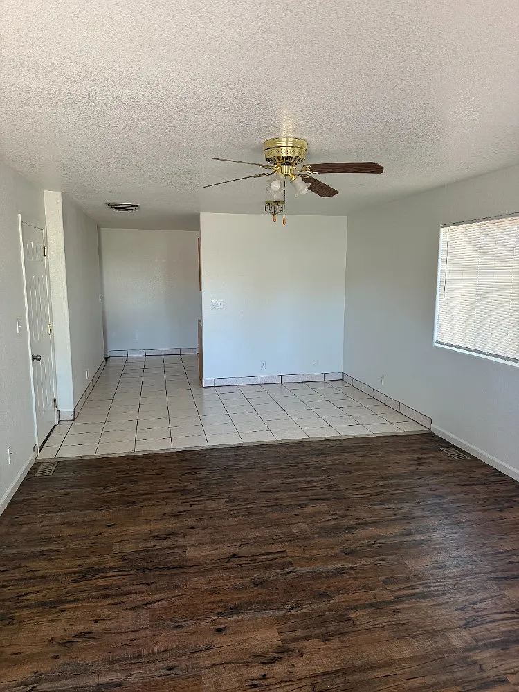3 bed, 1118 sqft, $1,695 — Photo 3