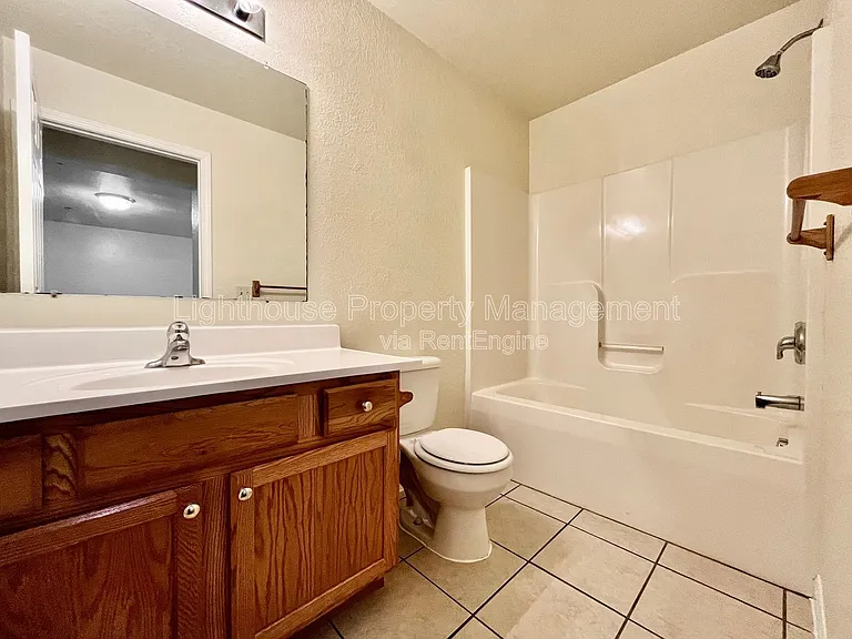 860 Marquette Ave #15 — Photo 4