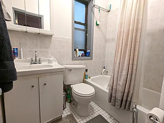 Rented by Manhattan Spaces