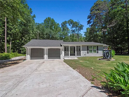 192 Hoke St Photo 1