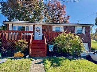 207 Edgewood Cir, Ripley, WV 25271