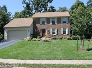 1013 Jeff Ryan Dr, Herndon, VA 20170