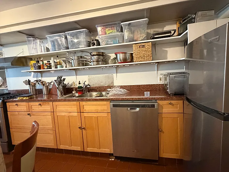429 Beacon St #B — Photo 6