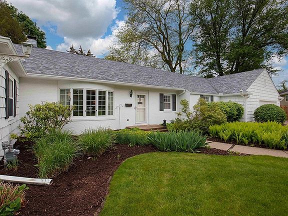 3rd image of 1117 Highland Park Dr