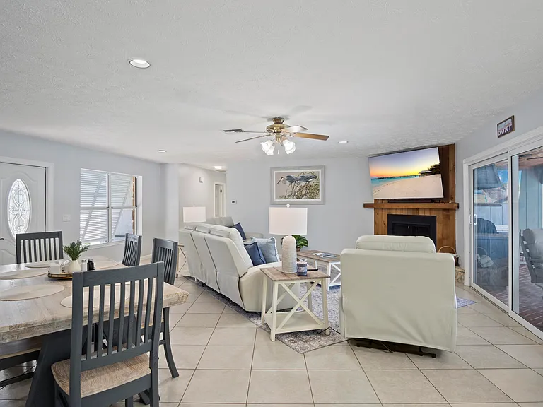 1360 SW Albatross Way — Photo 21