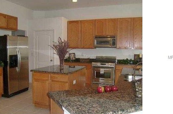 4th image of 1809 Beaconsfield Dr