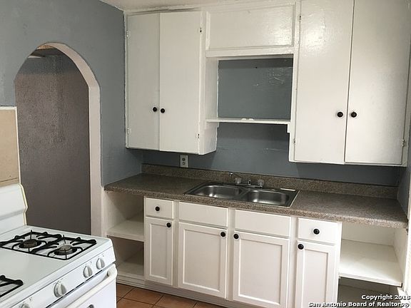 2nd image of 446 Natalen St