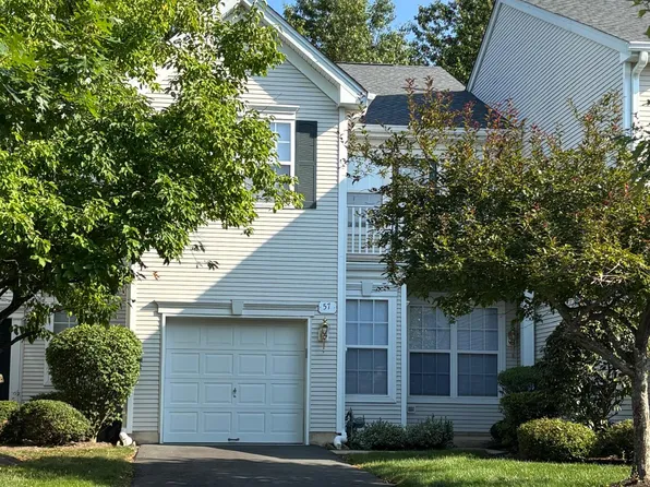 57 Windsor Pond Rd, Princeton Junction, NJ 08550
