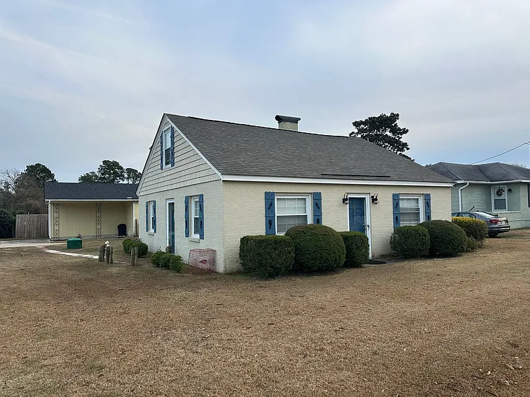 302 N Shores Rd — Photo 4