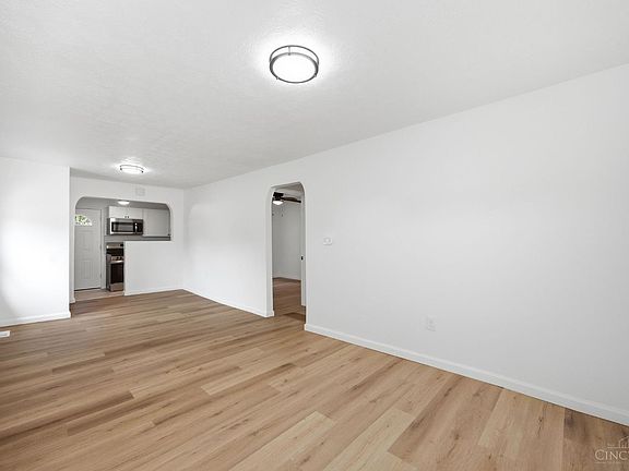 3rd image of 2051 Pater Ave