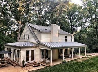 31 Forest View Dr, Greenville, SC 29605