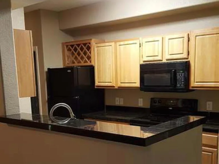 2929 W Yorkshire Dr #1086 — Photo 6