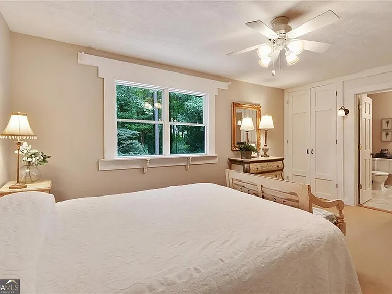 130 Cains Cove Dr — Photo 21