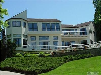 1st image of Pond View Dr