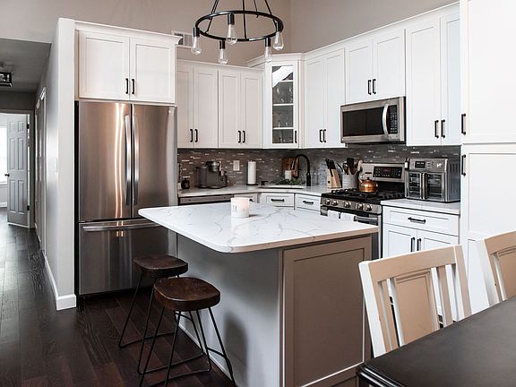 4th image of 2702 Lindsley Rd #2702