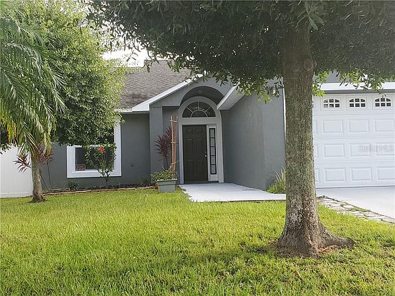 2nd image of 2105 Carbine Ct