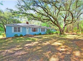 8709 Antler Dr, Charleston, SC 29406