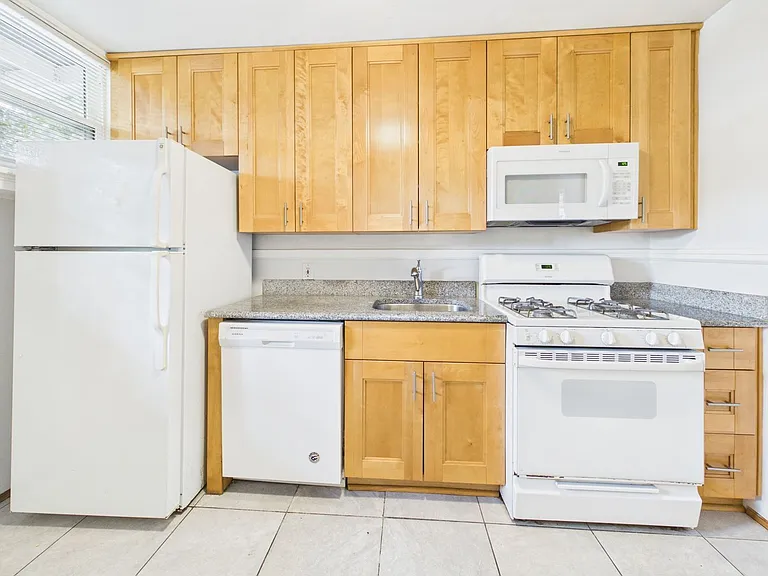 3543 Grove Ave #B — Photo 22