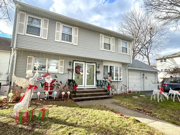 99 Philip Ave, Elmwood Park Boro, NJ 07407